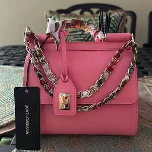 Brand new Dolce & Gabbana! Only real offers will be accepted!